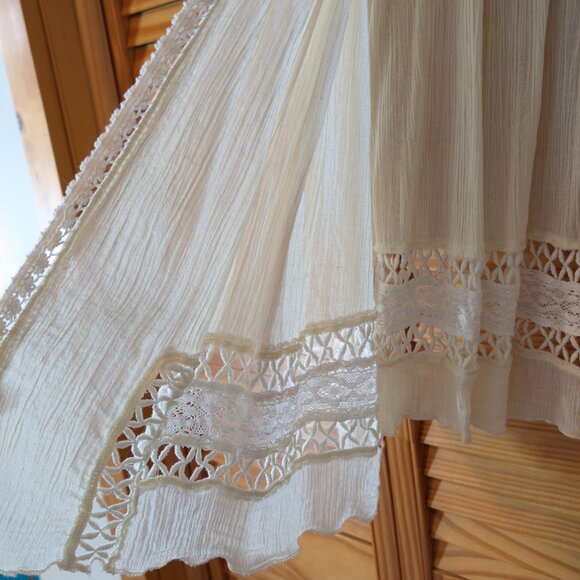 De Philo  Golden Tote Open Back La Boheme Blouse Medium Boho White Lace Crochet - Picture 6 of 16